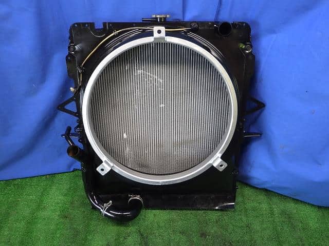 [Used]Radiator Mitsubishi Fuso Fighter Mignon 1993 U-FK617H MC433497 ...