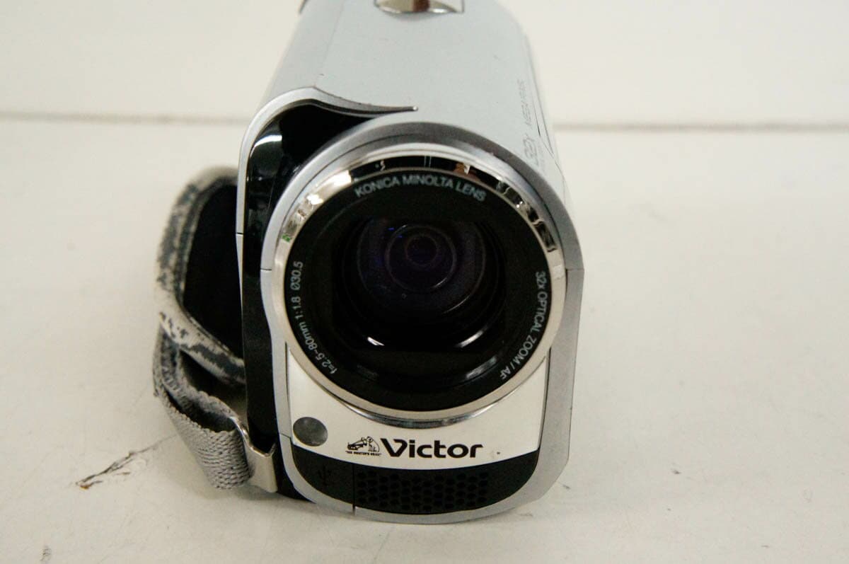 Used]JVC Victor Everio video camera Silver with memory hard disk