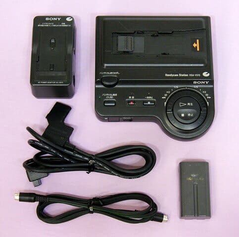 Used]SONY CCD-TRV90 video camera (Hi8/8mm) with Handycam