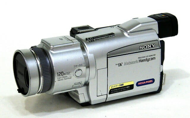 Used]SONY SONY DCR-TRV70K digital video camera recorder Handycam