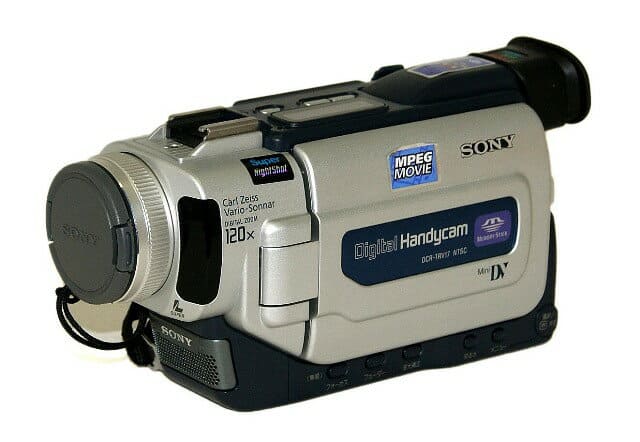 SONY　DCR-TRV17　MiniDV対応 Sony DCR-TRV17 MiniDV Camcorder