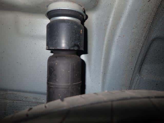 [Used]Wagon R MH35S Right Rear Shock Absorber 15404251 - BE FORWARD ...