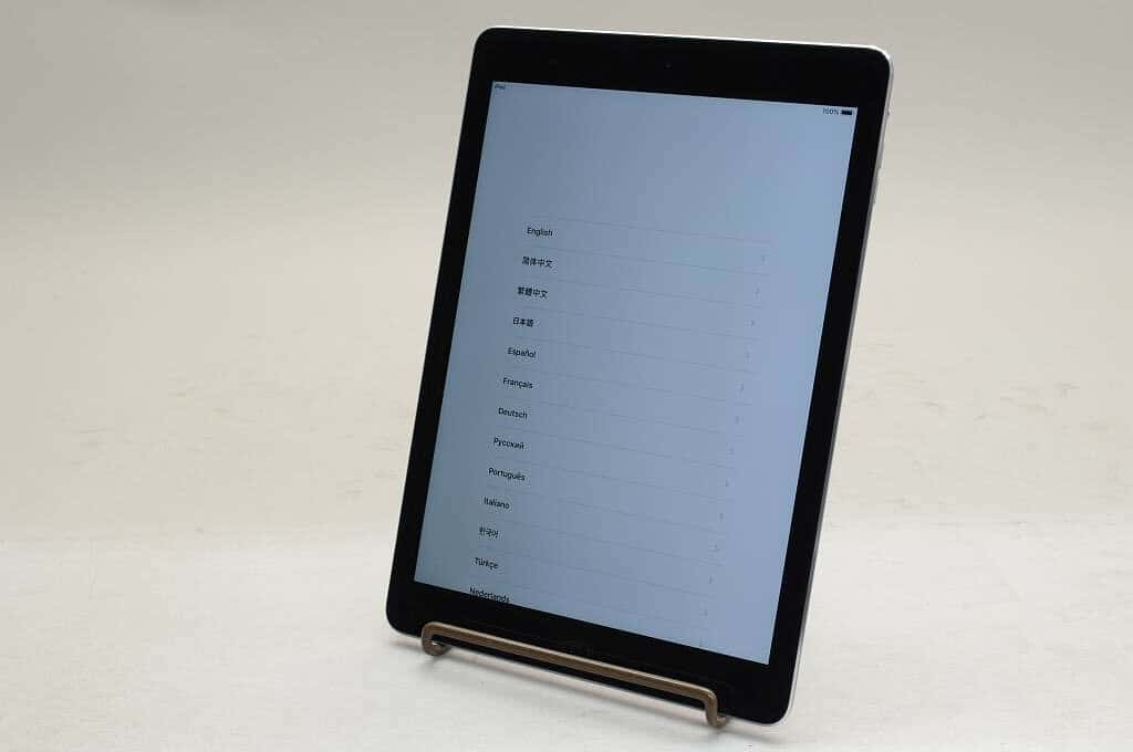 Used]Apple iPad Air Wi-Fi model 16GB Space Gary MD785J&frasl;A - BE