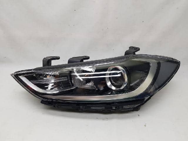 2Pcs Glossy Carbon Fiber Look Headlight Eyebrow Covers For Hyundai Elantra 2016-18