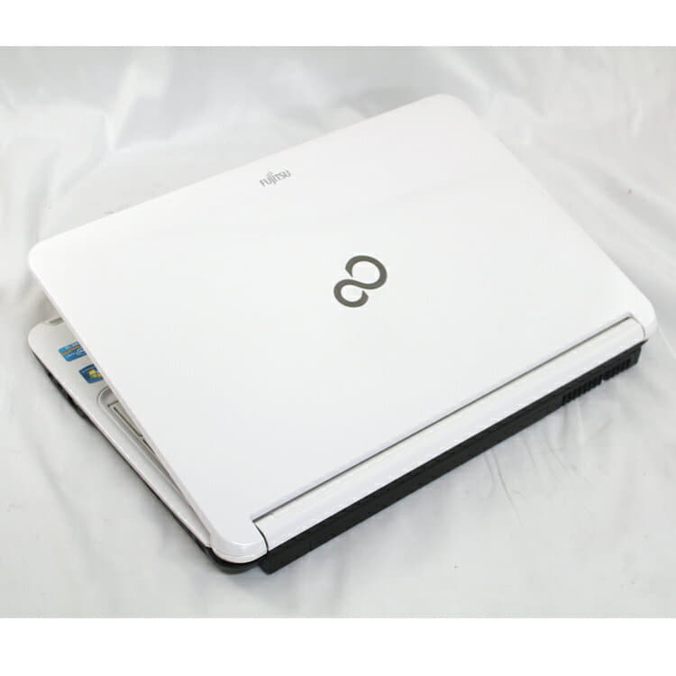 Used]Kingsoft Fujitsu FUJITSU FMV LIFEBOOK AH56/D FMVA56DWG