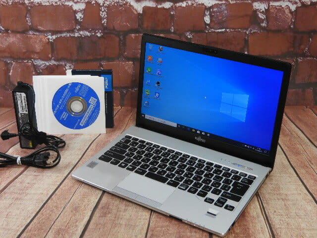 Used]B rank FUJITSU LIFEBOOK S935/K fifth generation Core i5