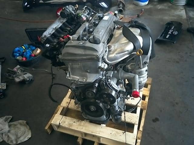 [Used]1AZ-FSE Engine TOYOTA Avensis 2005 CBA-AZT250W 1900028330 - BE ...