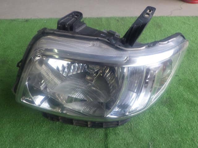Honda Zest 08 Dba Je1 Left Headlight syaj21 Used Pa Ebay
