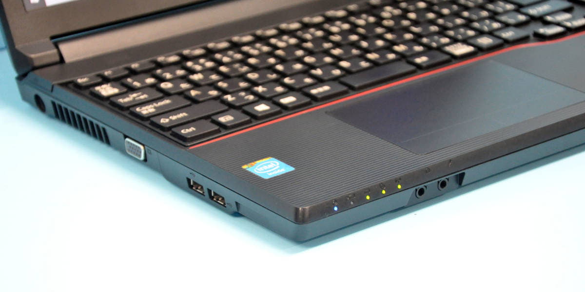 Used]♪ FUJITSU A553/HX HDD ♪ Celeron 1000M 1.8GHz/Memory 4GB/HDD