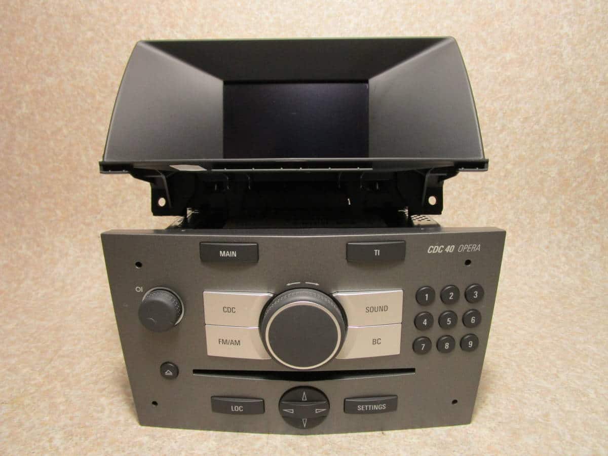 Used]Opel Astra wagon AH04Z18W monitor audio system six CD changer Genuine  - BE FORWARD Auto Parts