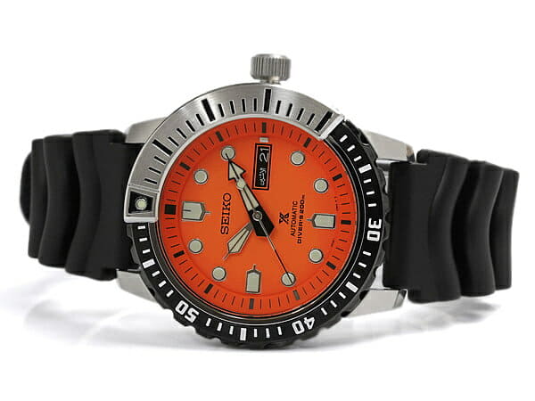 New Seiko PROSPEX Men s Self winding Diver s Automatic Watch 20 ATM Water Resistant SRP589K1 BE FORWARD Store