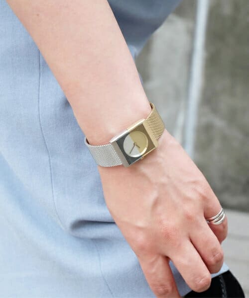 極美品 JACOB  Classic 24mm 526 腕時計 New]JACOB JENSEN Classic Ladies Watch 526 Silver/Gold - BE FORWARD