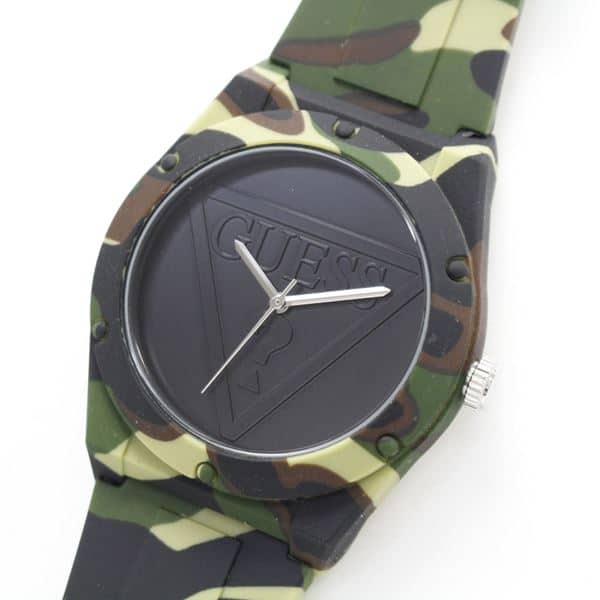Guess camo watch 2025