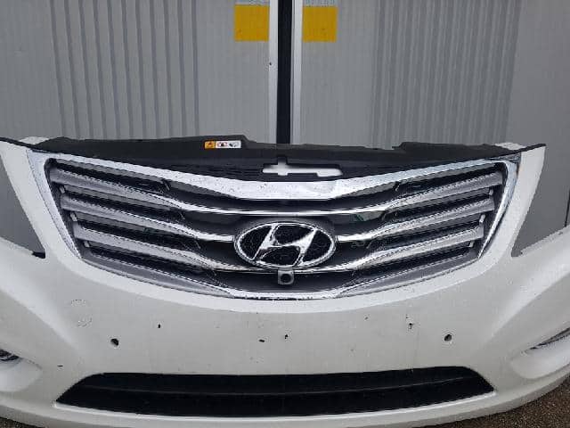 [Used] Front Bumper HYUNDAI Azera HG 2012 865103V510 - BE FORWARD Auto ...