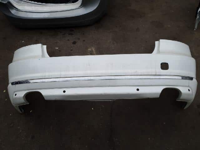 Volvo s80 sale rear bumper