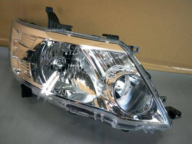 Used]Right Headlight NISSAN Serena 2008 DBA-C25 260101GK0A - BE