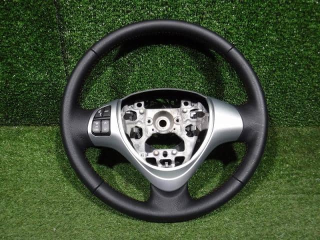 Suzuki alto steering sale wheel