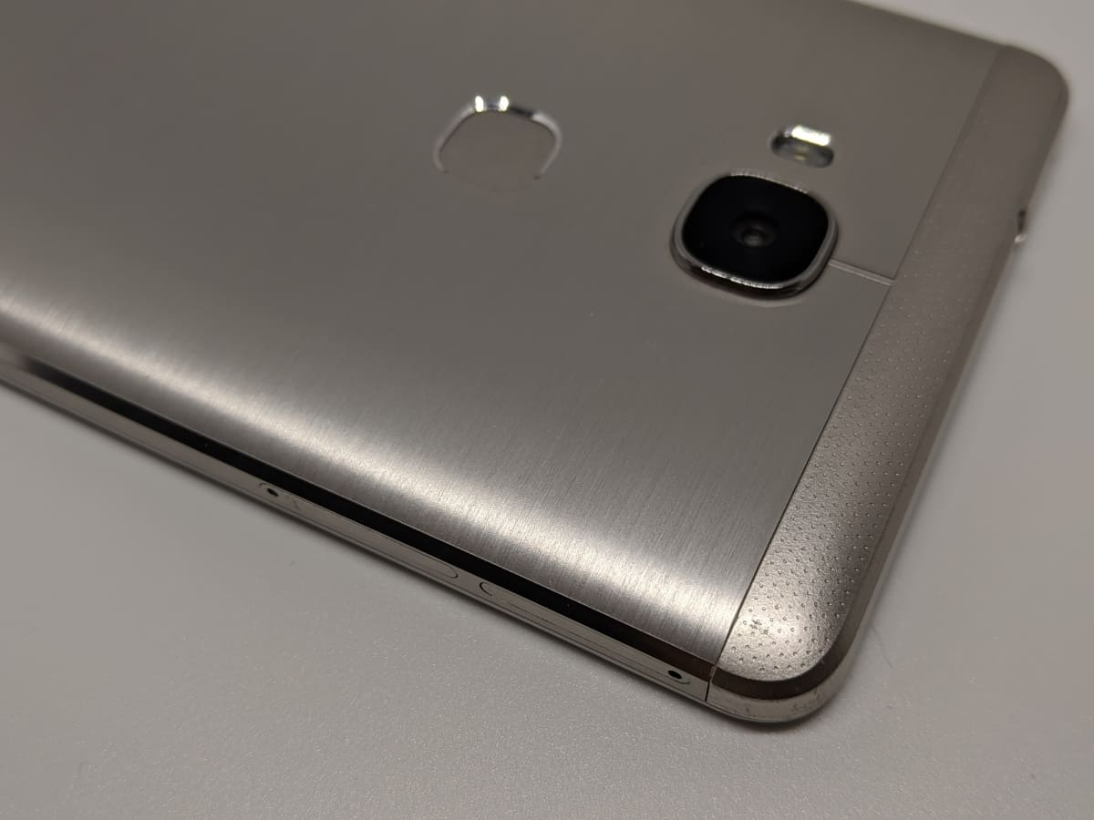Used]HUAWEI GR5/KII-L22 Smartphone SIM-free - BE FORWARD Store