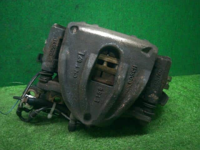Used]Front Left Knuckle Hub Assembly TOYOTA Avensis 2004 CBA