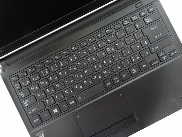 Used]TOSHIBA DYNABOOK R73/W[Core i3/Windows 10 Pro/ Note] - BE FORWARD Store