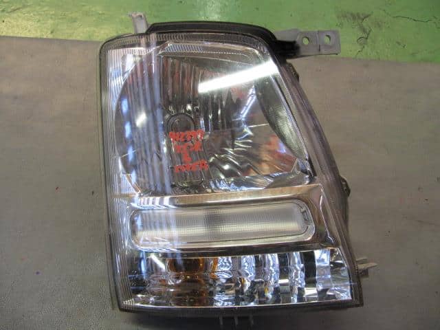 [Used]Wagon R MH21S Right Headlight 　 15732972