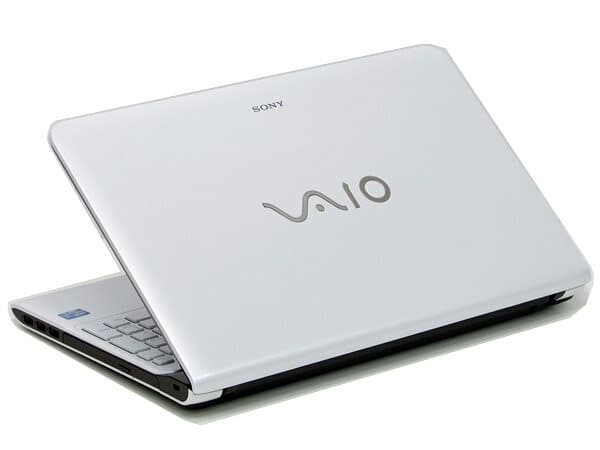 Used]SONY VAIO SVE15125CJW Core i5 3210M 2.5GHz 4GB 1TB 15.5