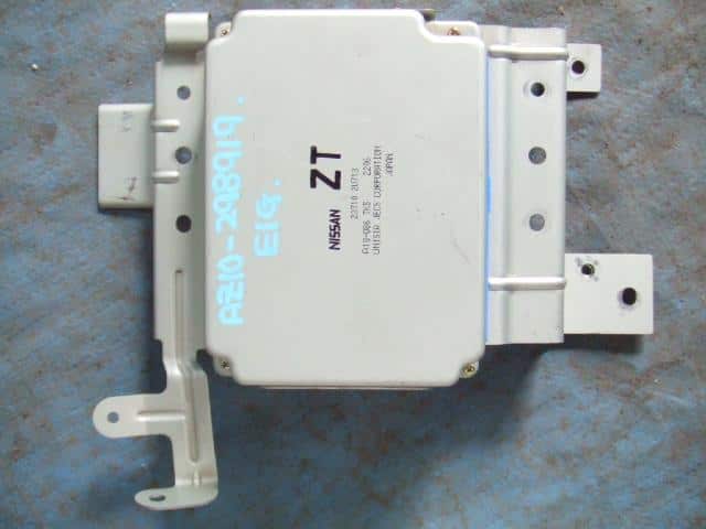 【即決】キューブ　AZ10 エンジンコンピューター 23710 2U512 ECU電子制御モジュールユニット2371000Z0E NISSAN DIESEL GE13用エンジンコンピュータボード23710-00Z0E