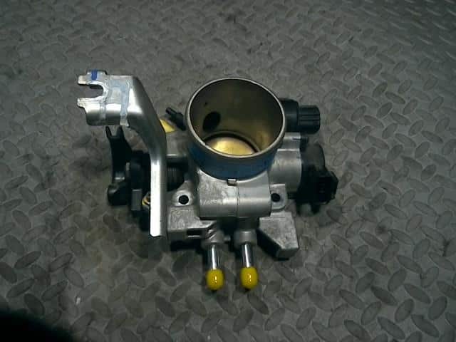 スロットルボデーＡＳＳＹのみ 22210-BZ111 タウンエース用 トヨタ純正部品