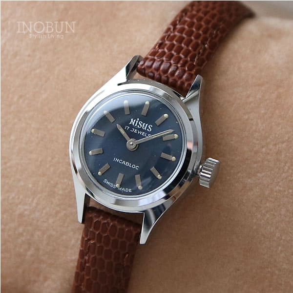 hand wound watch