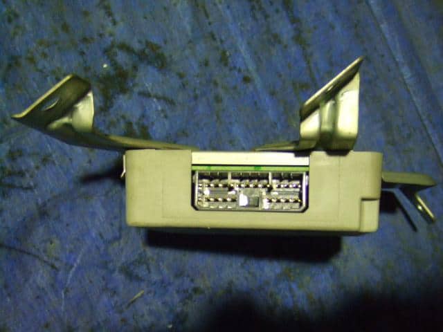 [Used]Transmission Computer DAIHATSU Mira 1996 E-L500S 8955087214 - BE ...