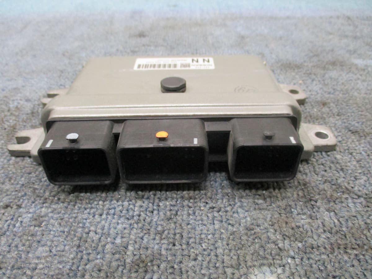 Used]C25 Serena H18/11 20S Engine Control Unit / ECU A56-Z90
