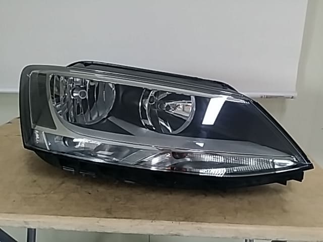 2014 jetta lights