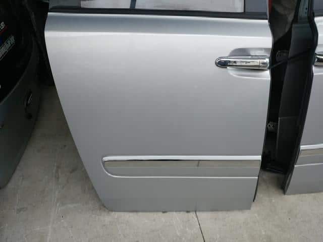 Used Rear Right Door Assembly Kia Grand Sedona 2006 9544039061 Be Forward Auto Parts Rear Right Door Assembly Kia Grand, 2006 Kia Sedona Sliding Door Handle
