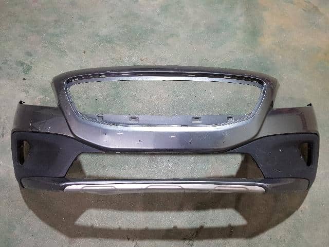 Used] Front Bumper VOLVO V40 2016 - BE FORWARD Auto Parts