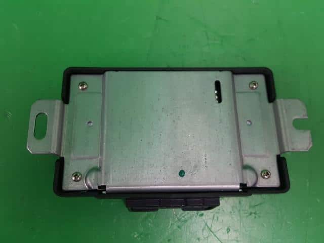 [Used] Traction Control Computer KIA Sorento 2007 - BE FORWARD Auto Parts