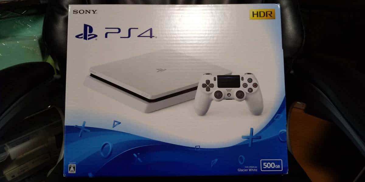 Used]It is PS4 Play Station 4 CUH-2100A BO2 500GB white WHITE 