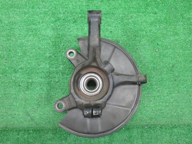 Used]Carry DA63T Left Front Knuckle ASSY 15883878 - BE