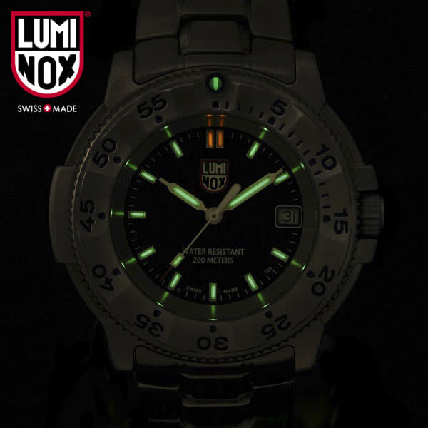 luminox 3202