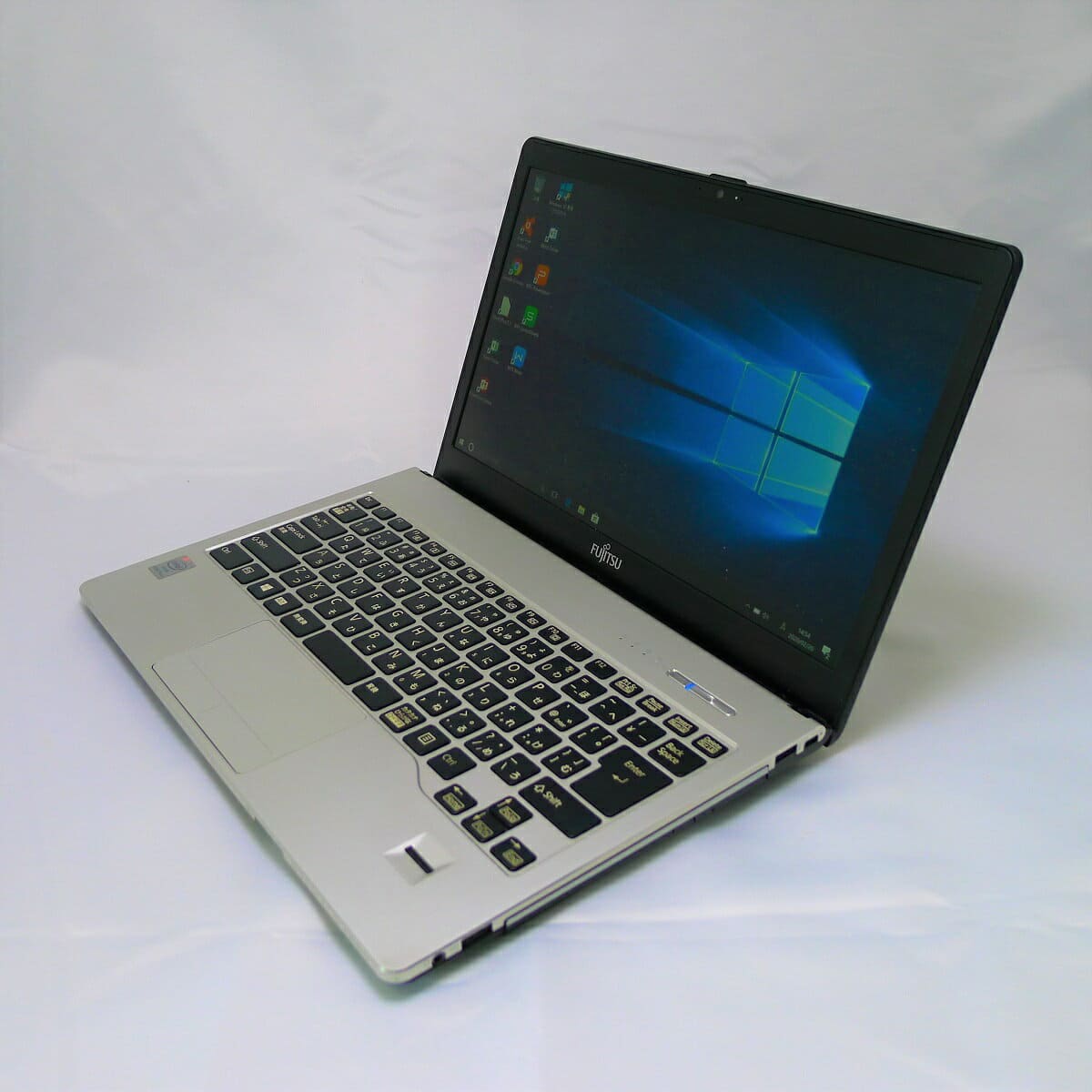 [Used]Fujitsu Notebook LIFEBOOK S904 Core i5 6GB SSD4TB DVD-ROM
