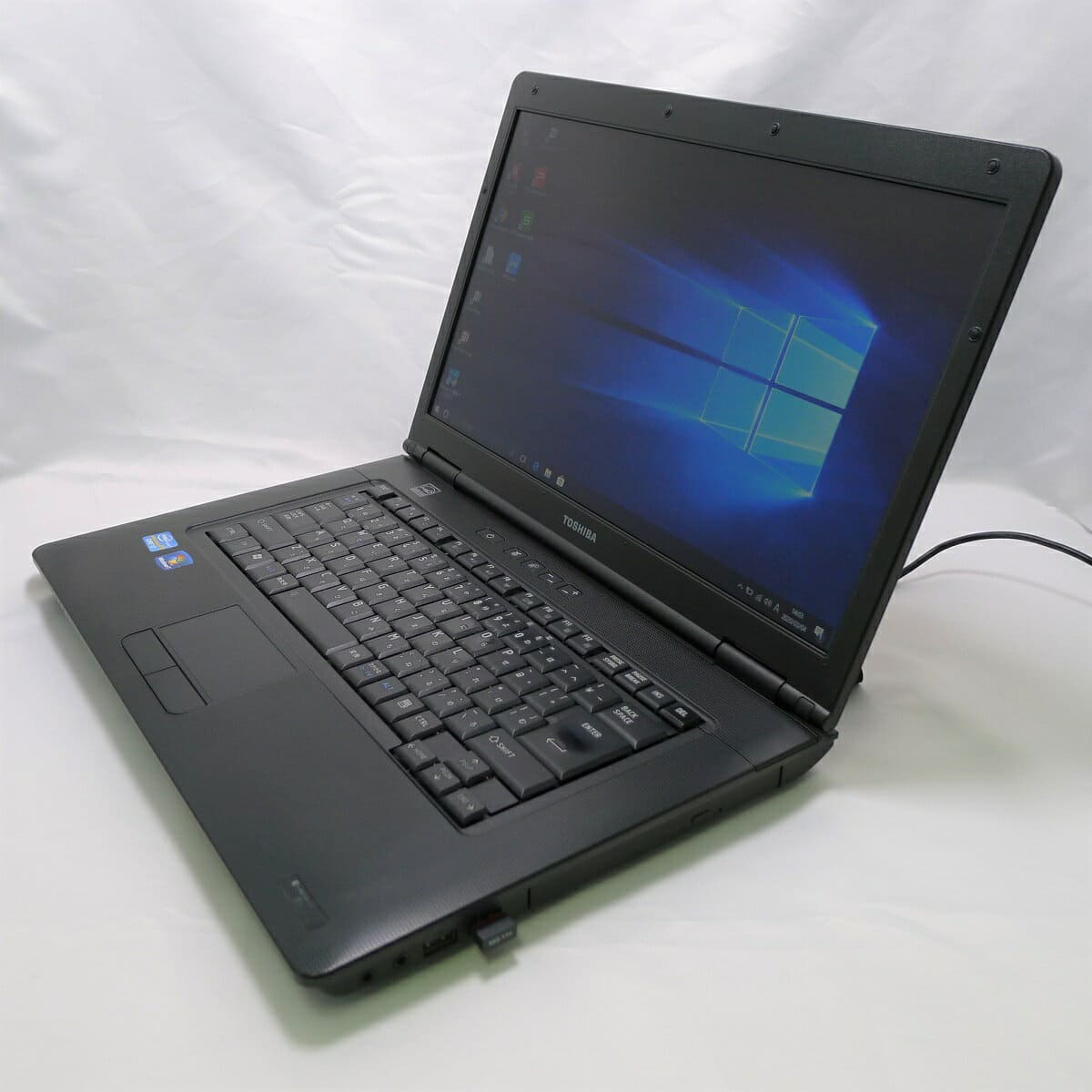 東芝 dynabook B550/B Core i3 380M 2.53GHz(メモリー2GB、HDD250GB、Windows7 Prof 東芝 dynabook Satellite B550⁄B Core i3 380M 2.53GHz 4GB 320GB 15.6