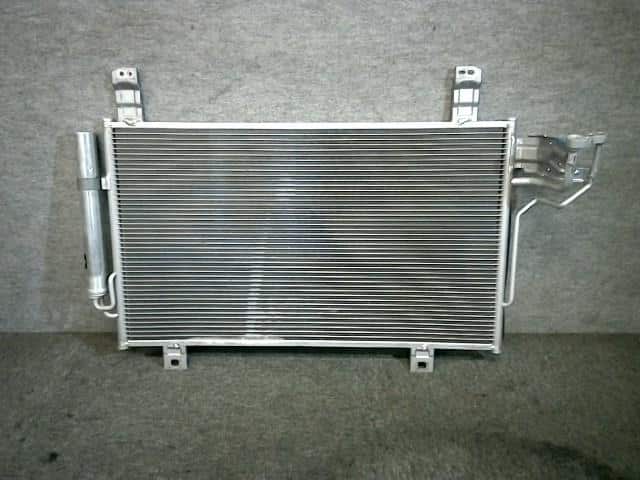 CONDENSER AIR CON RADIATOR MAZDA CX-5 CX5 2,0 2,5 2,2 CDVI 2012-2017 KD4561480