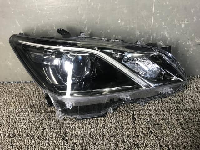 Used]Right Headlight TOYOTA Crown 2015 DAA-AWS210 8114530N50