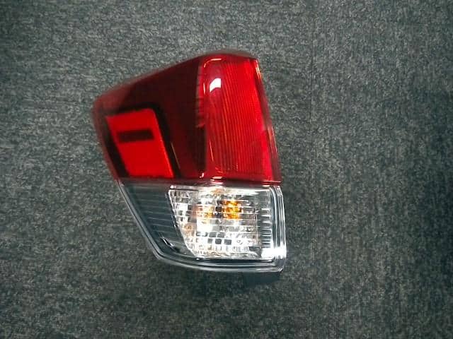 Used]Left Tail Light SUBARU Forester 2019 5BA-SK9 84912SJ050 - BE