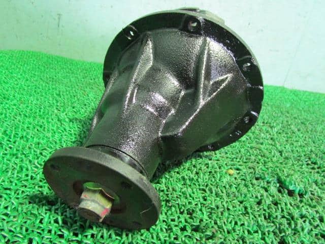 [Used]Carry DB52T Rear Differential Gear 2745071D01 - BE FORWARD Auto Parts