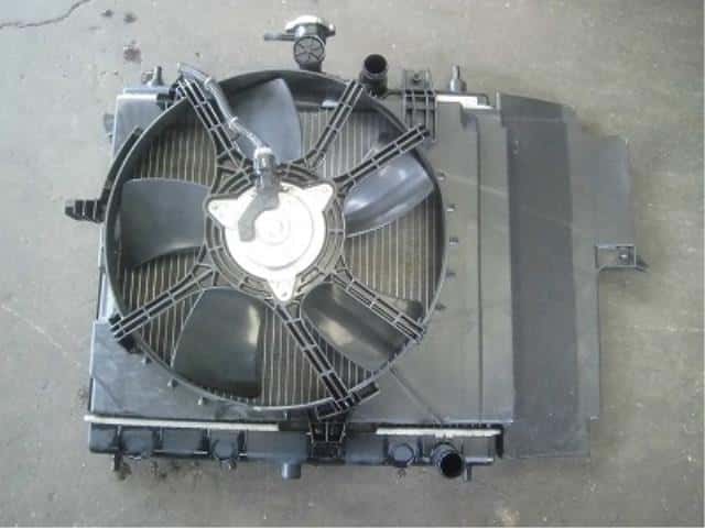 [Used]Note E11 radiator - BE FORWARD Auto Parts