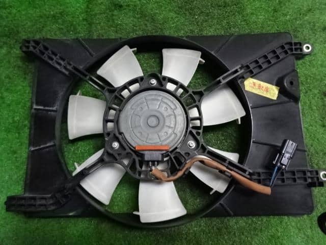 [Used]Step Wagon RK1 fan motor 38616R0AJ01 - BE FORWARD Auto Parts