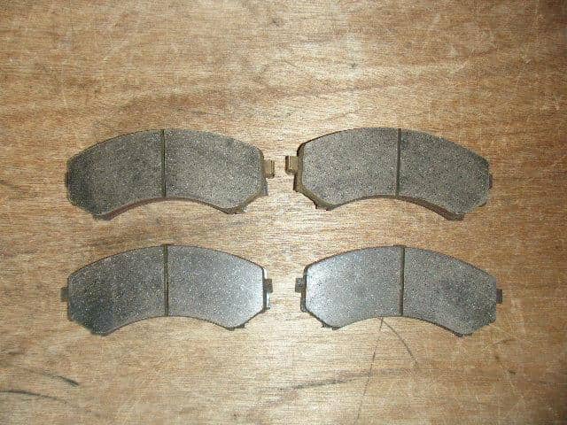 Used]Bongo SK82M Front brakes pat S4YP3323ZA - BE FORWARD