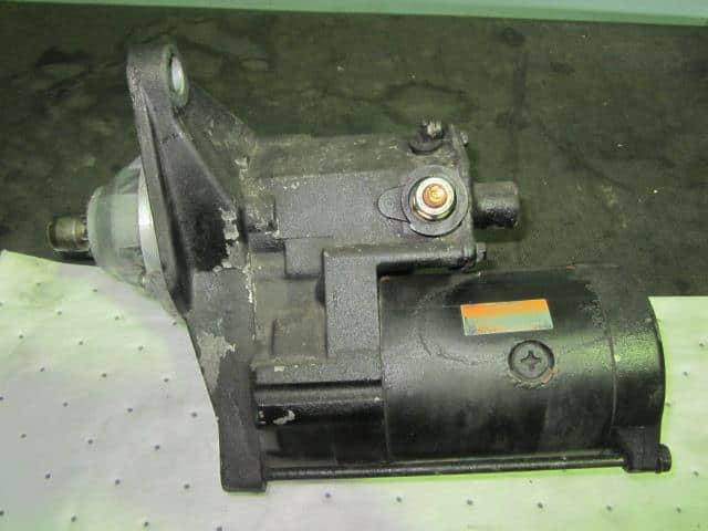 Used]Giga CXG23X3 starter motor cell motor 1811002463 - BE