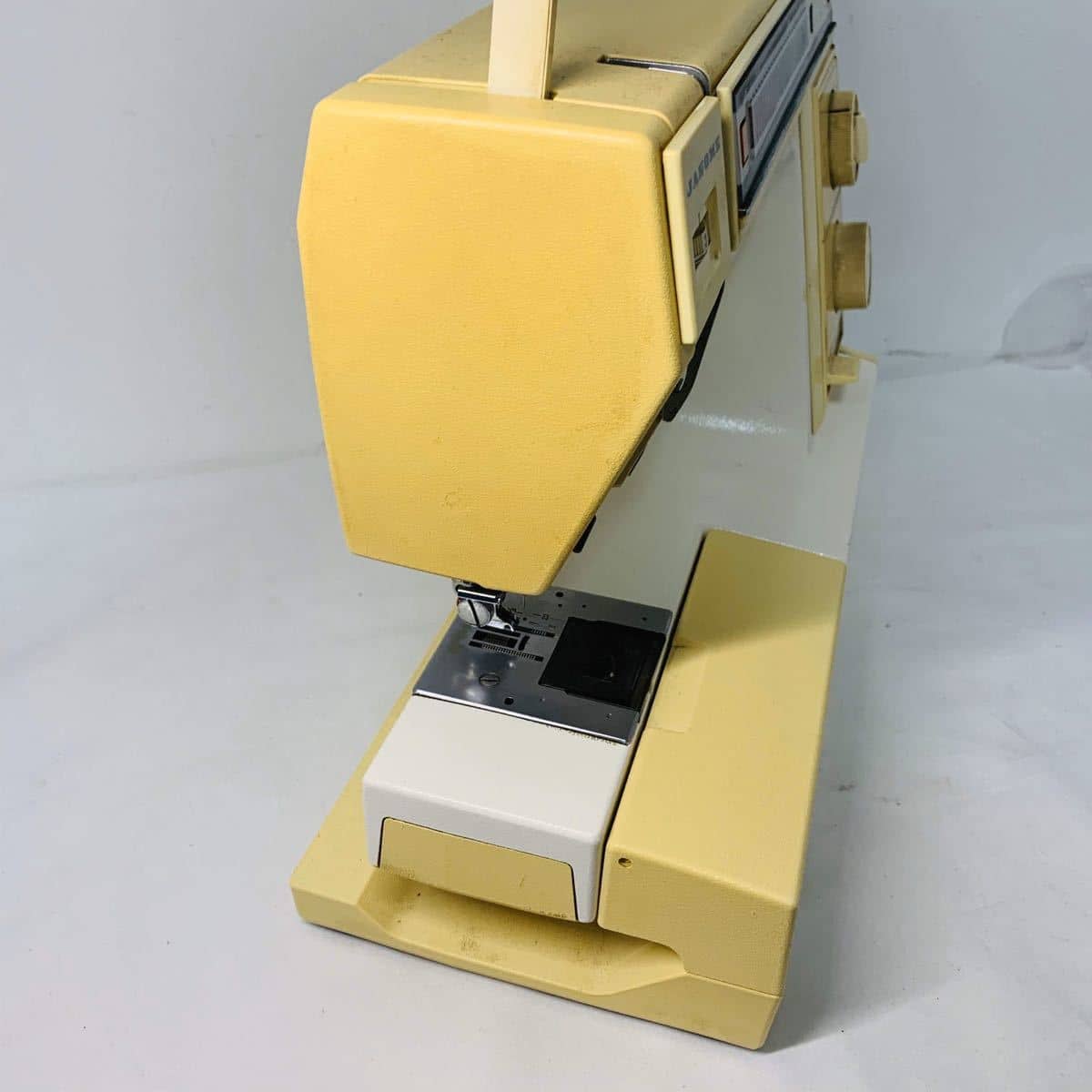 [Used]JANOME Janome Janome sewing machine 818 vintage - BE FORWARD Store