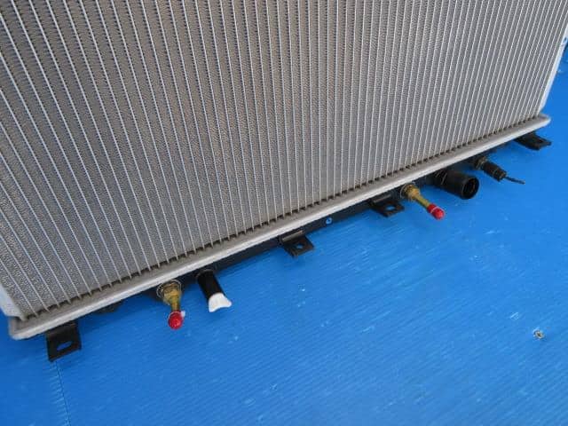 [Used]Step Wagon RF3 radiator 19010PNCJ52 - BE FORWARD Auto Parts